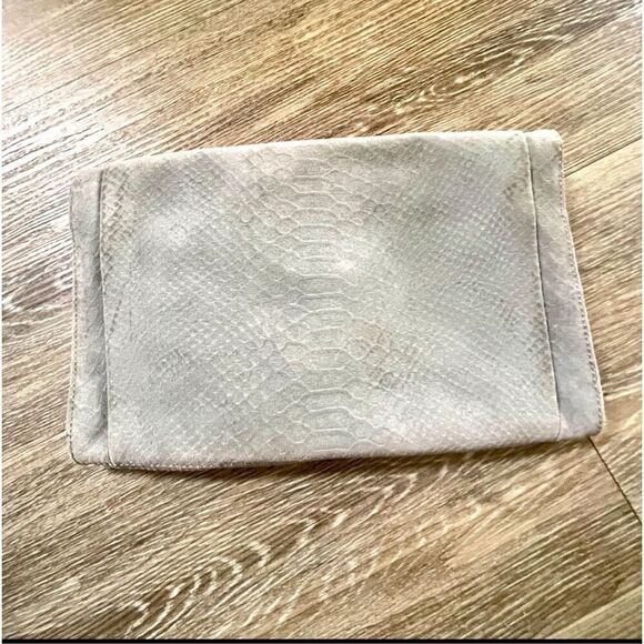 Elliot Lucca grey clutch bag - Picture 2 of 13